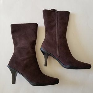 Me Too Sophy Brown Suede Boots (size 6.5) NWT